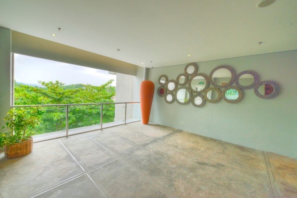 Oak Tree Emerald Hotel & Coventions Semarang Luaran gambar