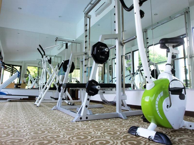 Oak Tree Emerald Hotel & Coventions Semarang Luaran gambar